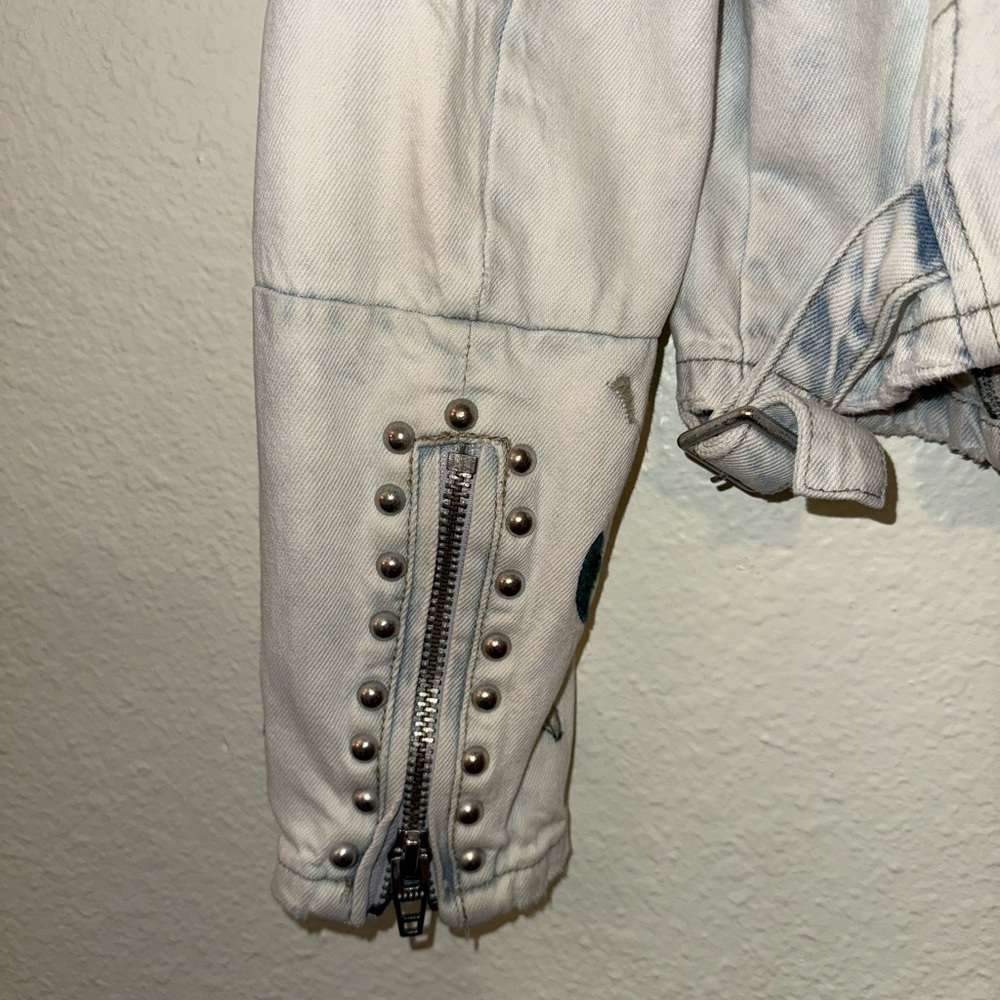 Retro Flower Patch Denim Jacket - image 6